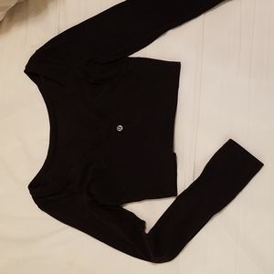 Lululemon cropped  ballet long sleeve tee